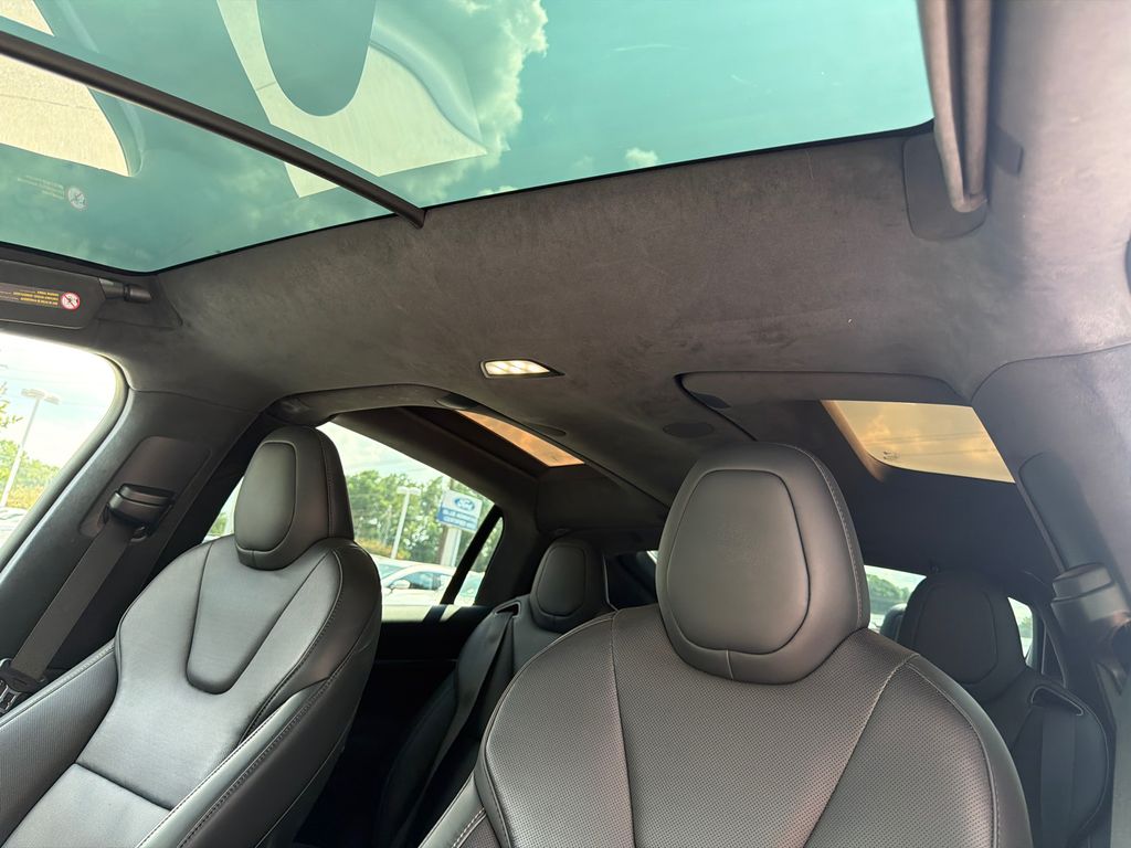 Thumbnail: 2023 Tesla Model X - 31