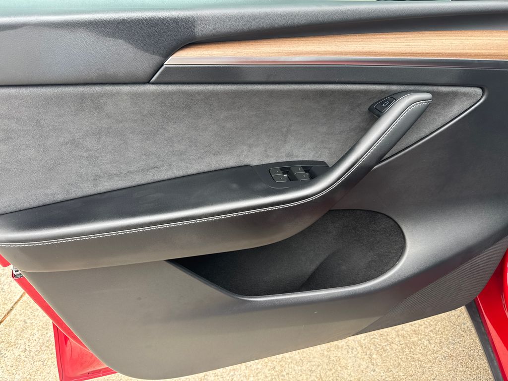 Thumbnail: 2023 Tesla Model Y - 18