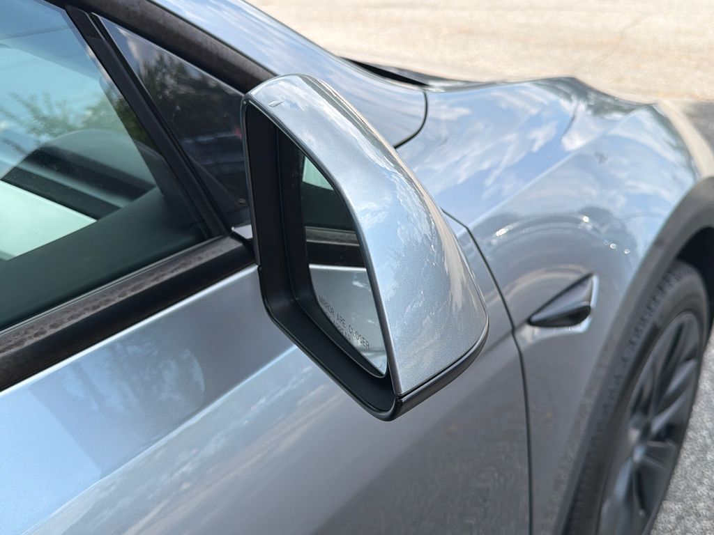 Thumbnail: 2024 Tesla Model Y - 9