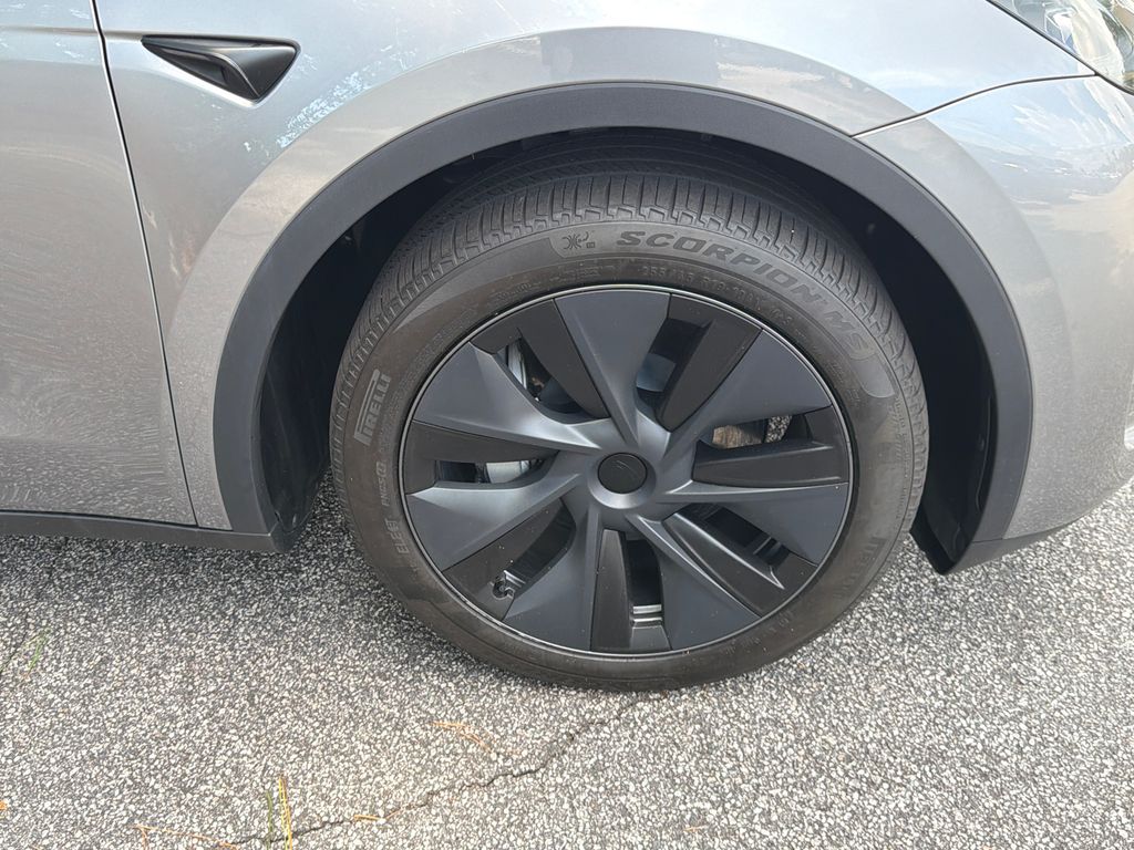 Thumbnail: 2024 Tesla Model Y - 3