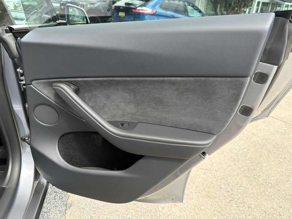 Thumbnail: 2024 Tesla Model Y - 20