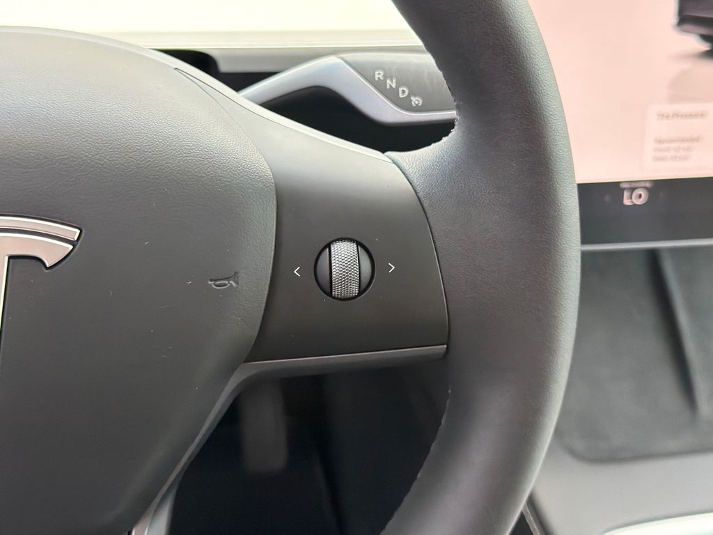 Thumbnail: 2024 Tesla Model Y - 26