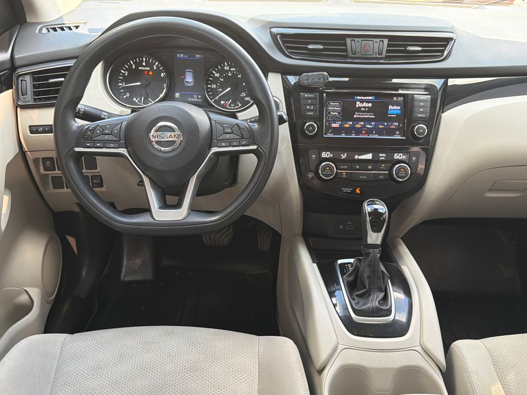 Thumbnail: 2019 Nissan Rogue Sport - 12
