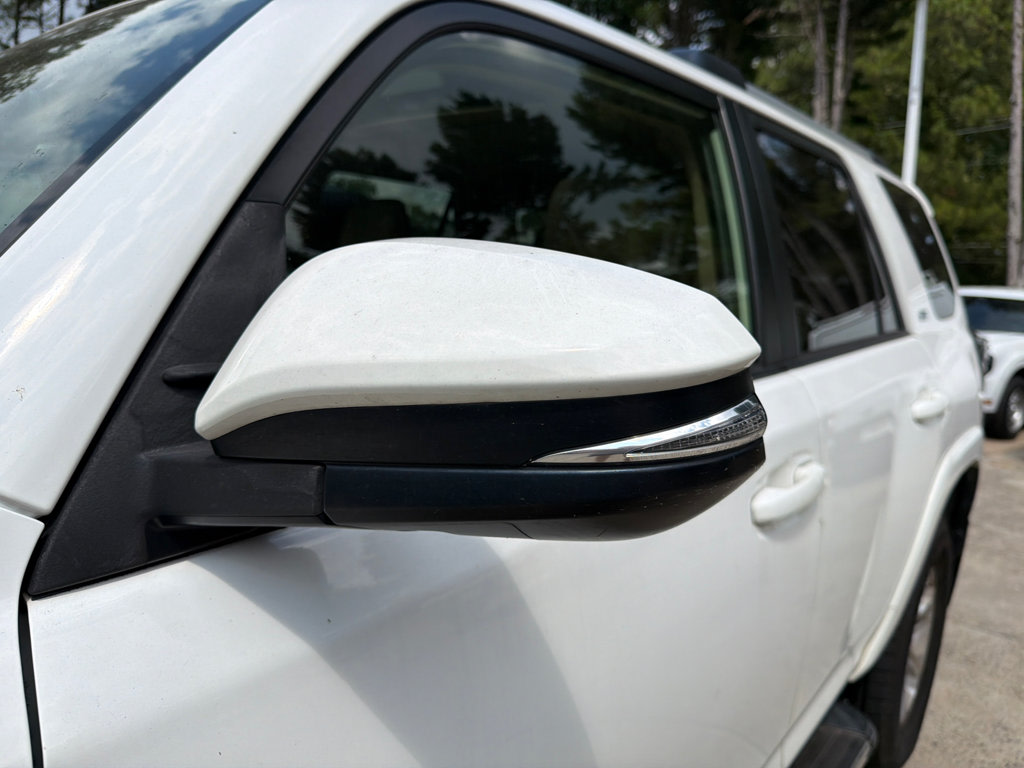 Thumbnail: 2019 Toyota 4Runner - 10