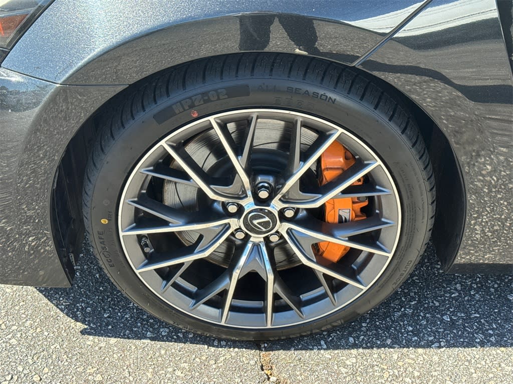 2016 Lexus GS F 7