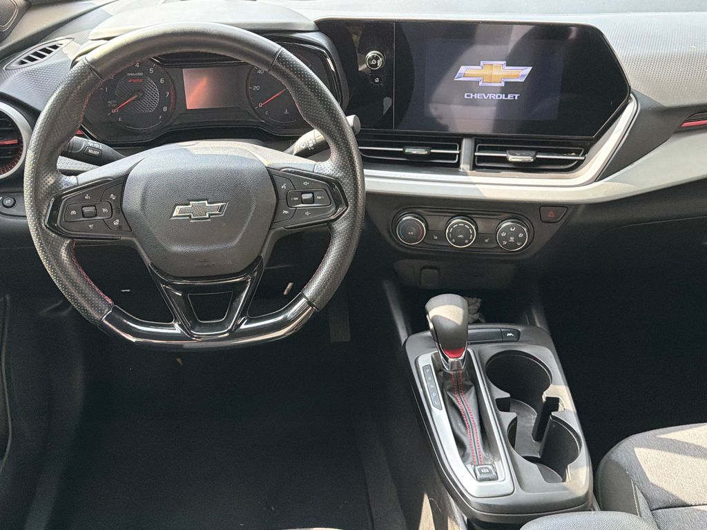 Thumbnail: 2024 Chevrolet Trax - 2