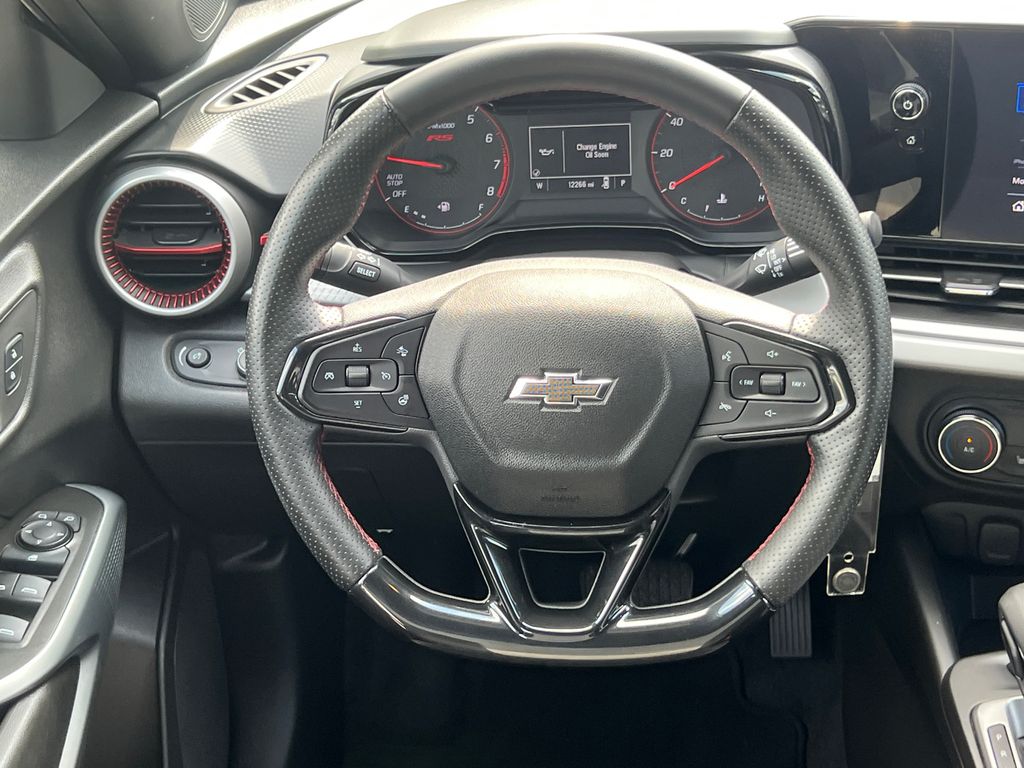 Thumbnail: 2024 Chevrolet Trax - 8