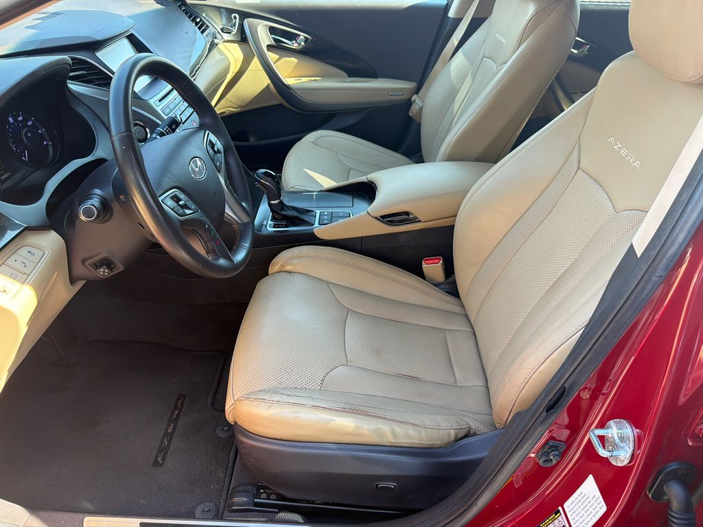 Thumbnail: 2016 Hyundai Azera - 9