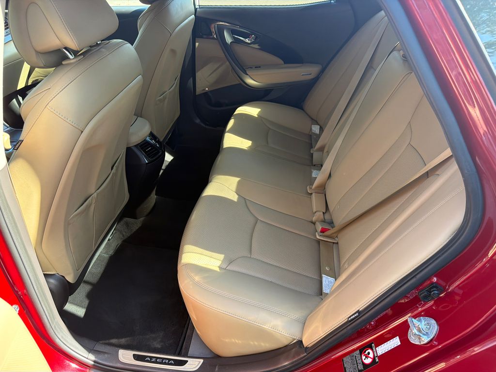 Thumbnail: 2016 Hyundai Azera - 24