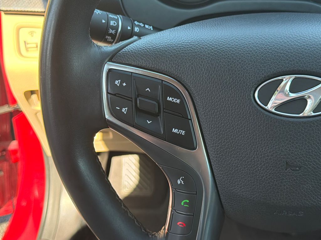 Thumbnail: 2016 Hyundai Azera - 26