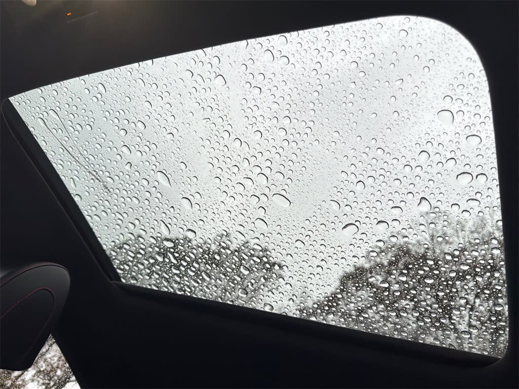 Thumbnail: 2023 Genesis G70 - 32