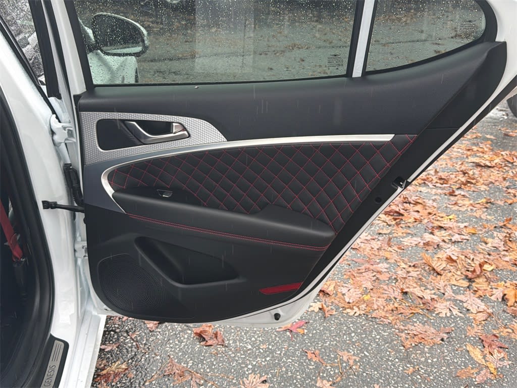 Thumbnail: 2023 Genesis G70 - 23