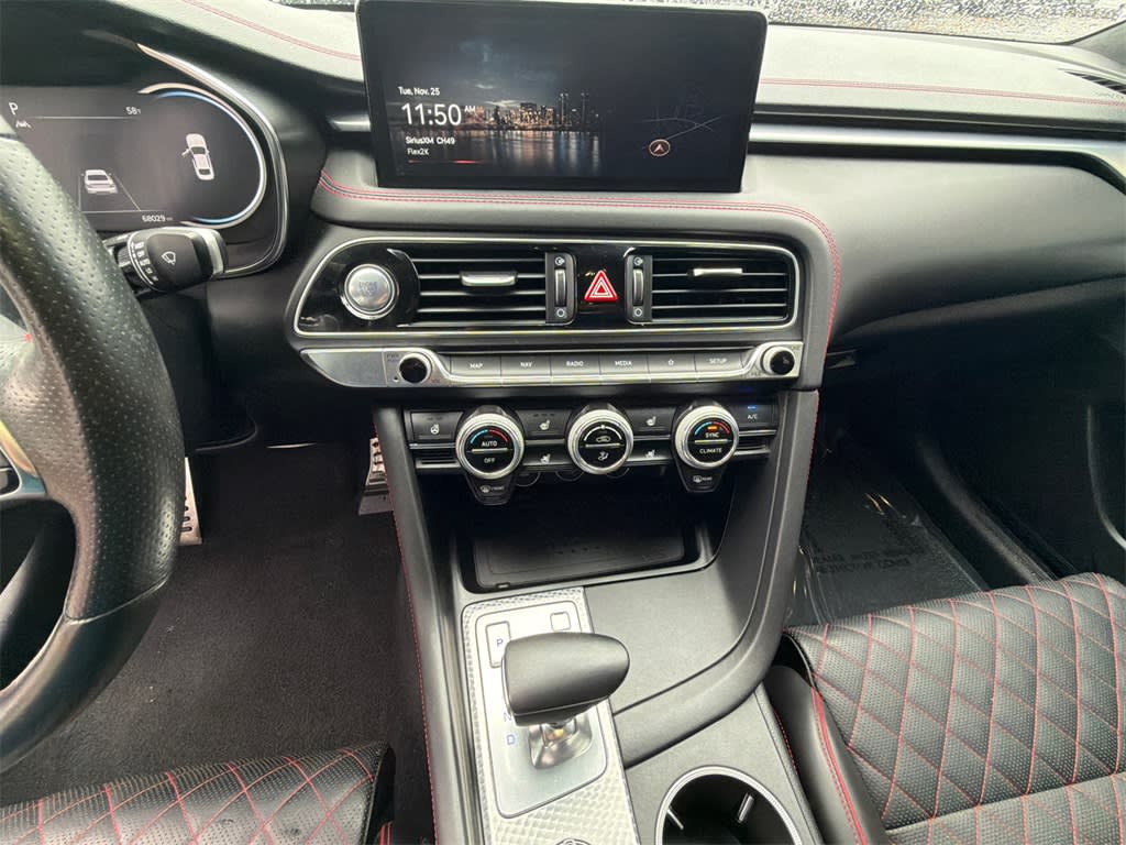 Thumbnail: 2023 Genesis G70 - 29