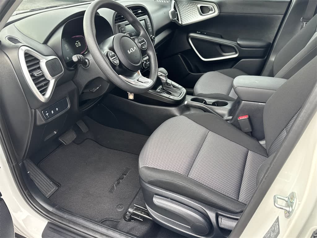 Thumbnail: 2024 Kia Soul - 8