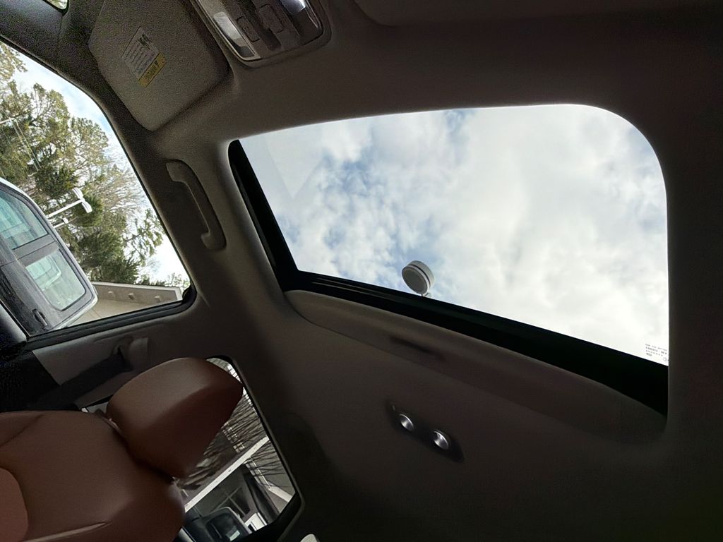 Thumbnail: 2024 Kia Soul - 33