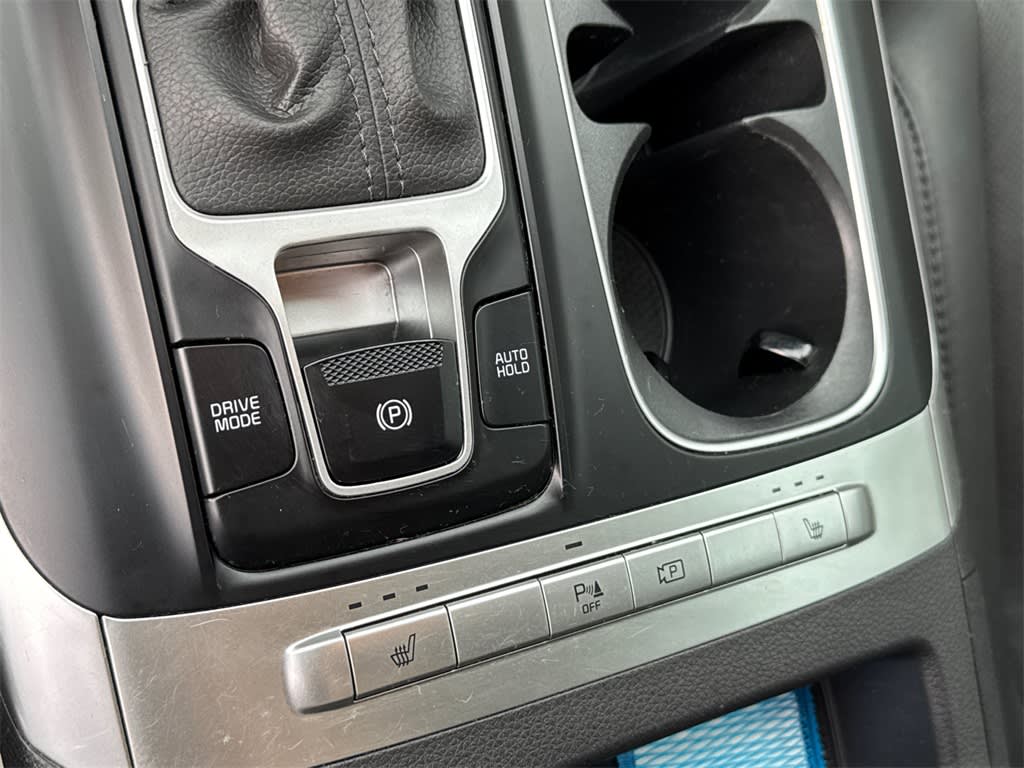 Thumbnail: 2023 Kia Carnival - 34