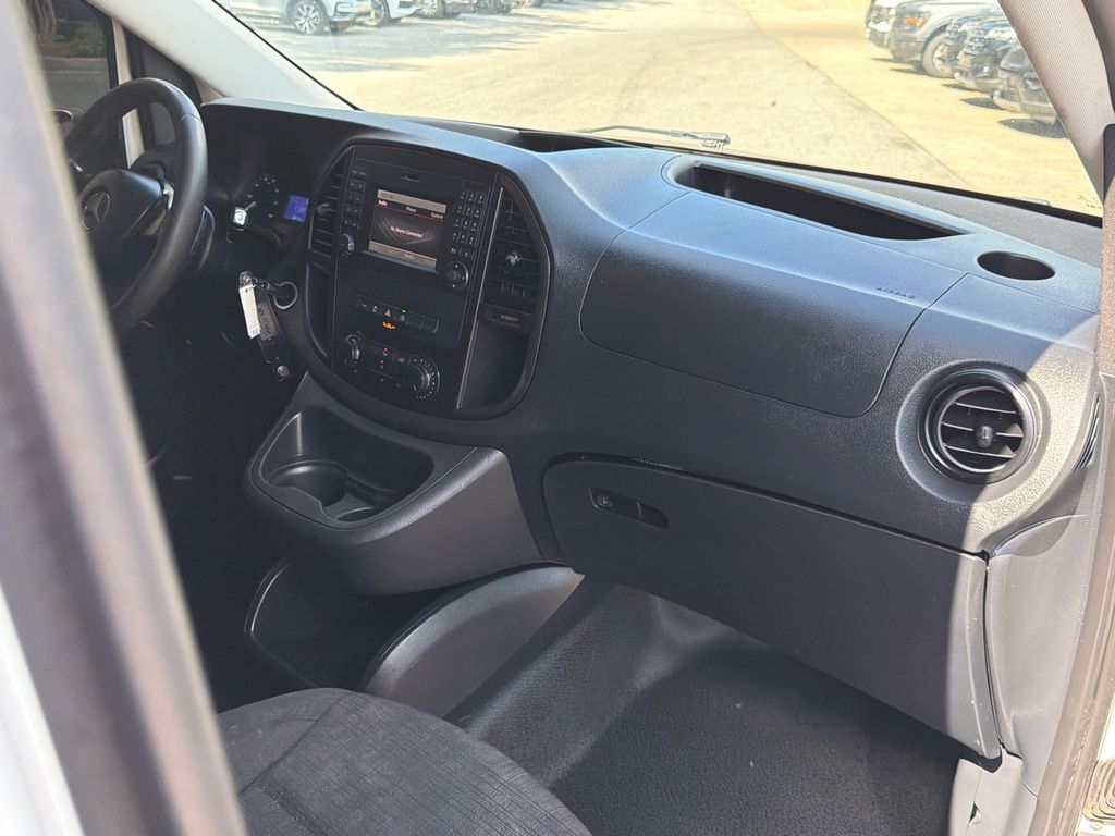 Thumbnail: 2020 Mercedes-Benz Metris - 2
