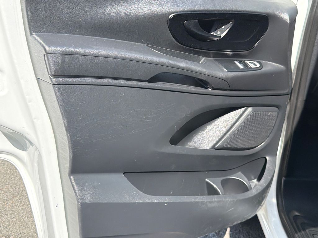 Thumbnail: 2020 Mercedes-Benz Metris - 21
