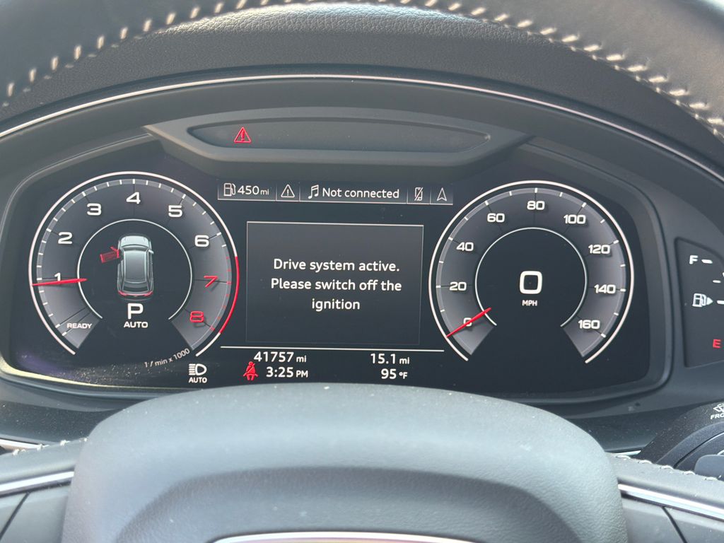 Thumbnail: 2020 Audi Q8 - 15