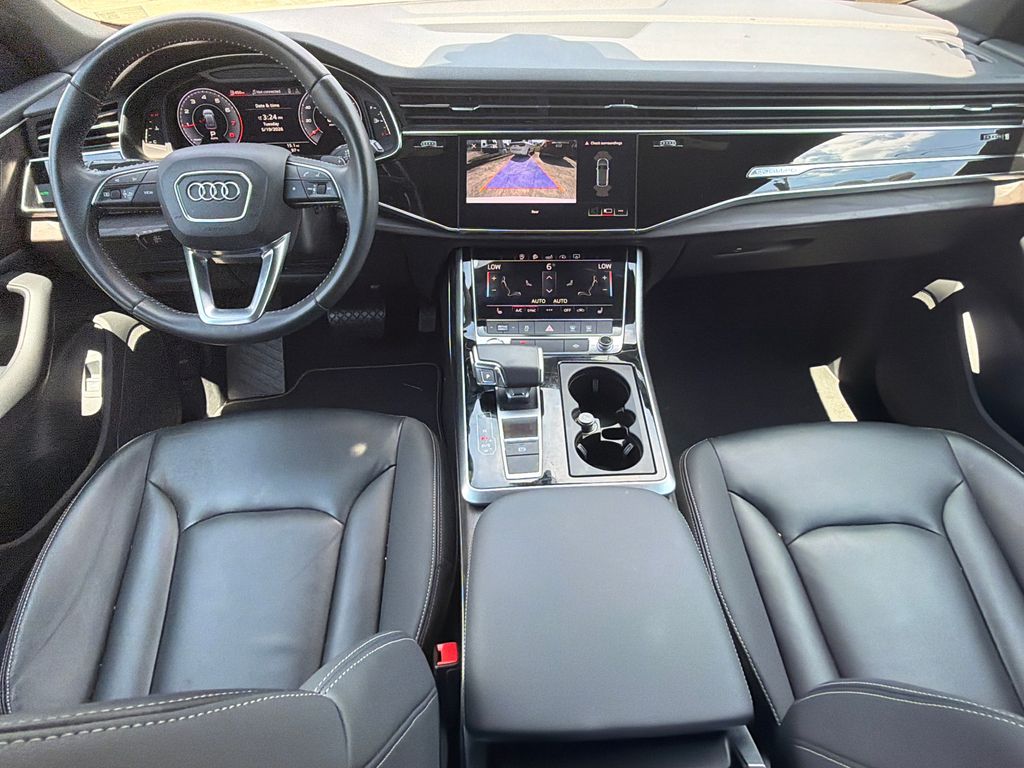 Thumbnail: 2020 Audi Q8 - 7