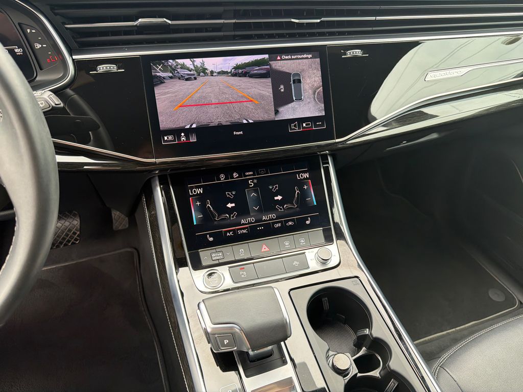 Thumbnail: 2025 Audi Q7 - 27