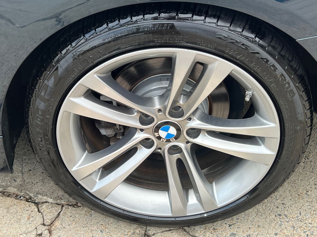 Thumbnail: 2017 BMW 4 Series - 24