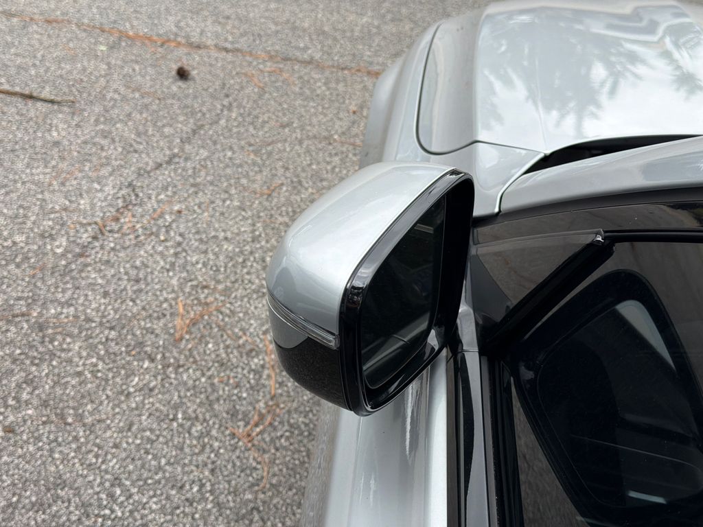 Thumbnail: 2019 BMW 7 Series - 7