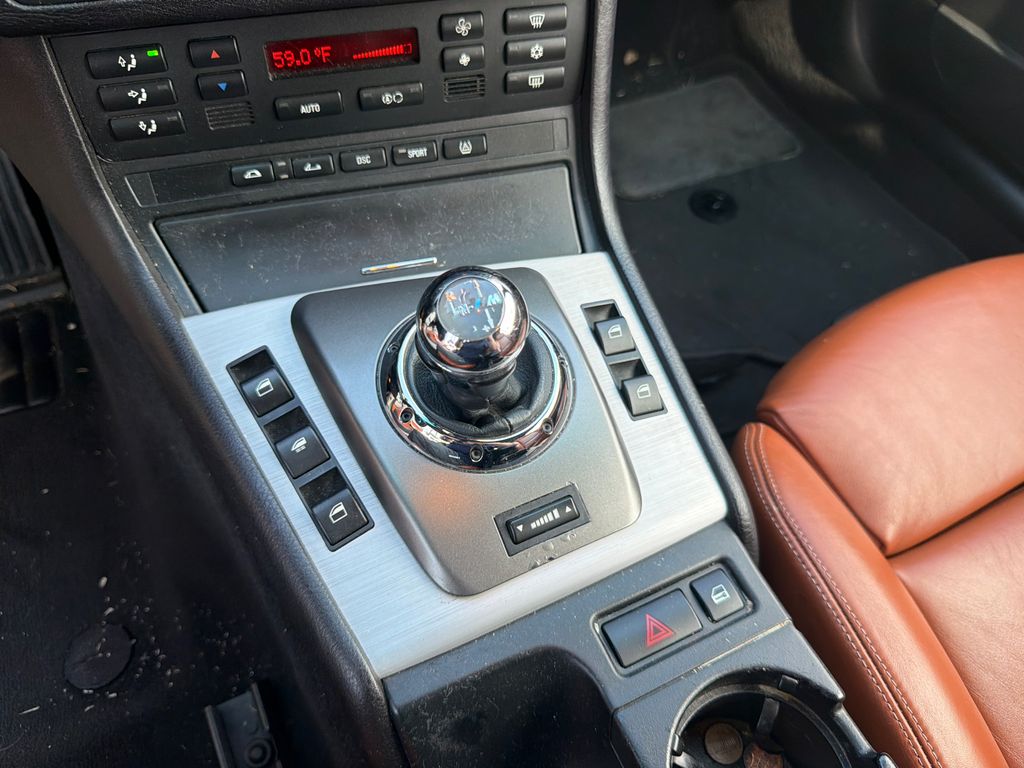 Thumbnail: 2006 BMW M3 - 28