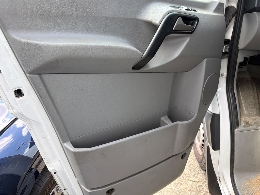 Thumbnail: 2017 Mercedes-Benz Sprinter - 9