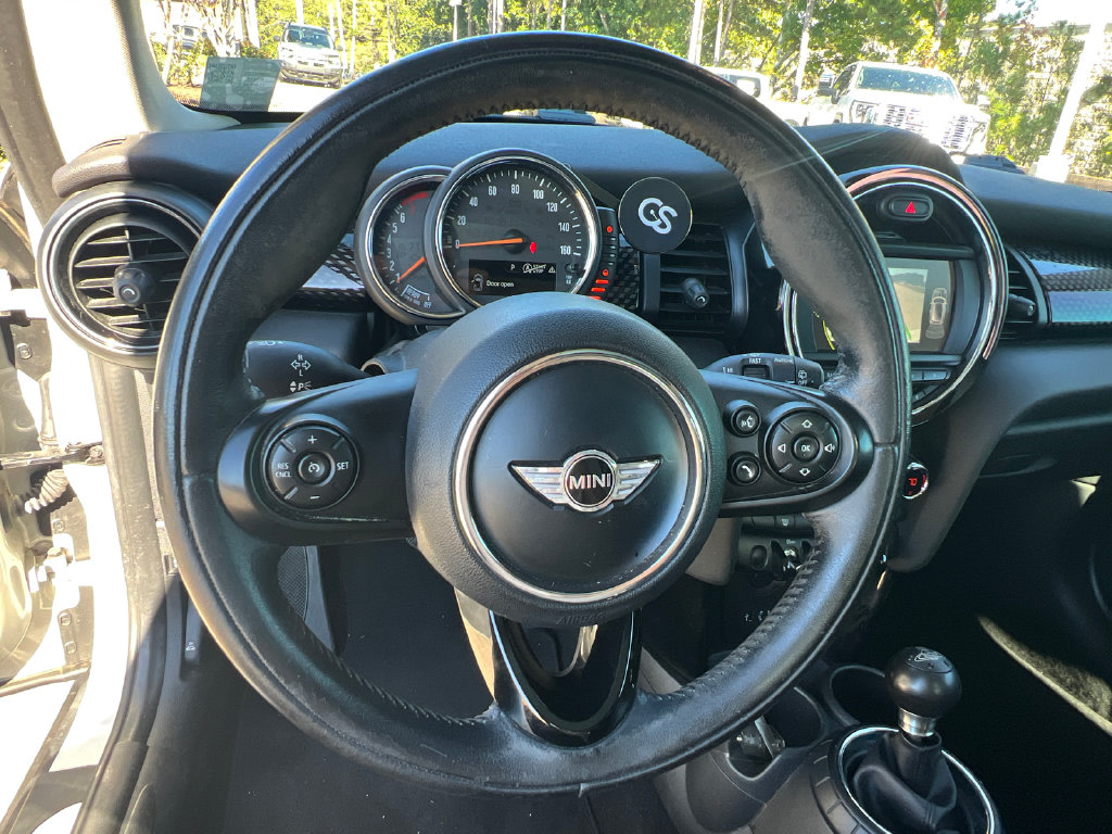 Thumbnail: 2017 MINI Cooper - 8