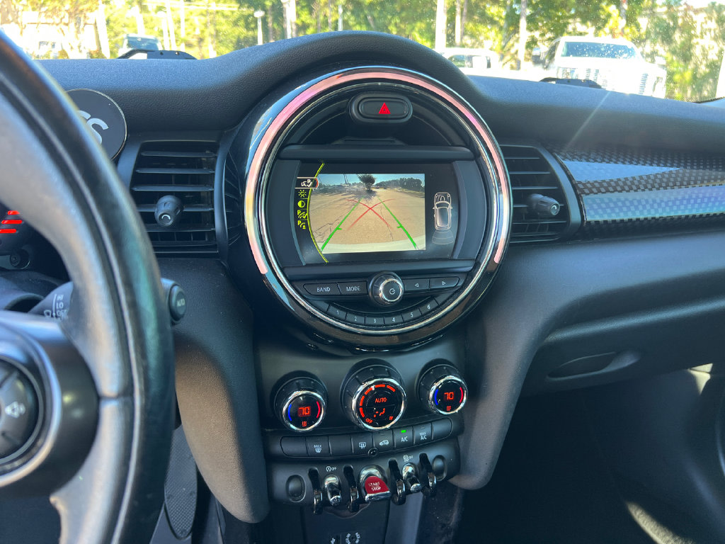 Thumbnail: 2017 MINI Cooper - 12
