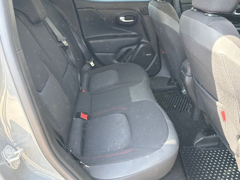 Thumbnail: 2021 Jeep Renegade - 11