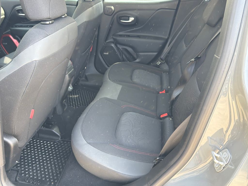 Thumbnail: 2021 Jeep Renegade - 24