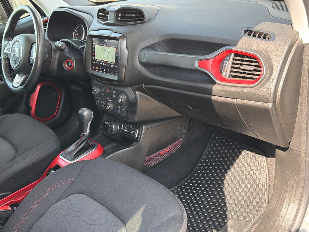 Thumbnail: 2021 Jeep Renegade - 2