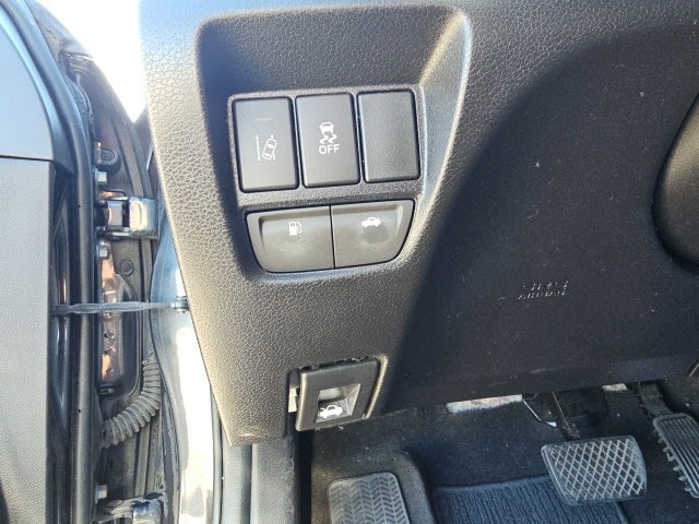 Thumbnail: 2015 Acura TLX - 17