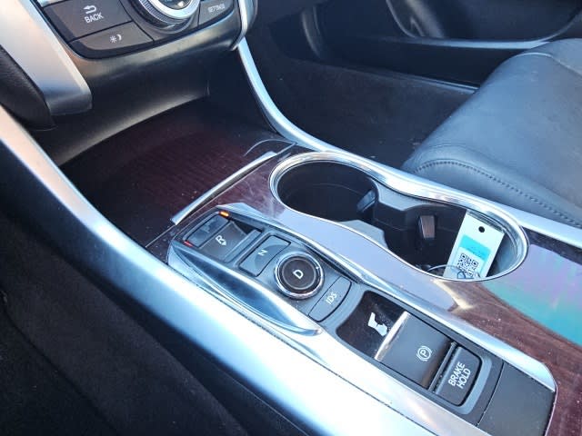 Thumbnail: 2015 Acura TLX - 9