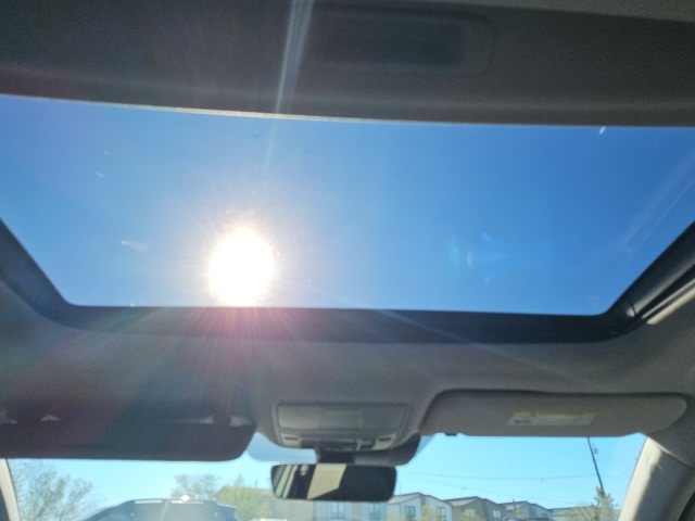 Thumbnail: 2015 Acura TLX - 23