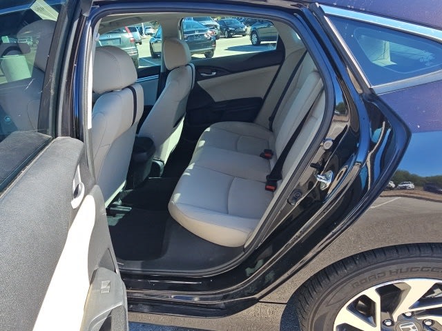 Thumbnail: 2017 Honda Civic - 8