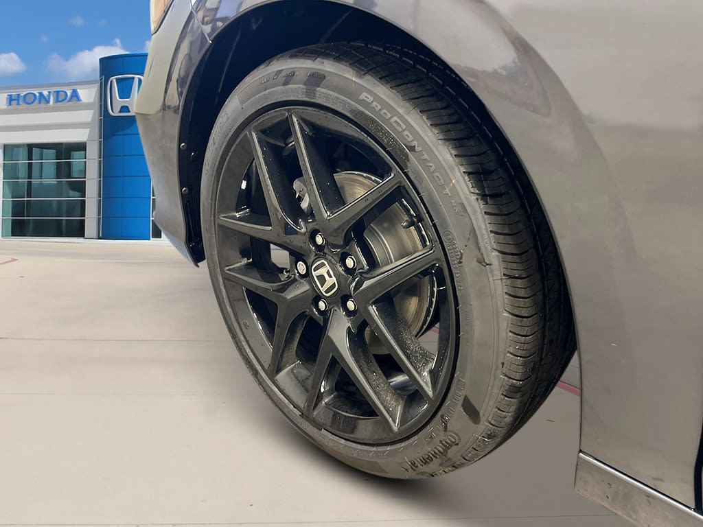 Thumbnail: 2026 Honda Civic - 8