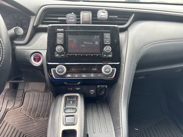 Thumbnail: 2019 Honda Insight - 10