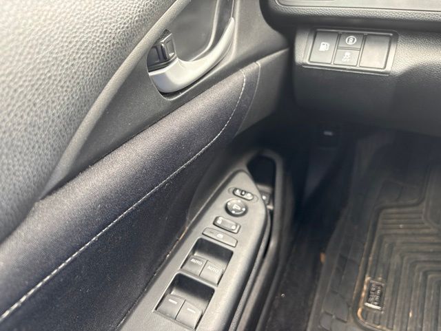 Thumbnail: 2019 Honda Insight - 21