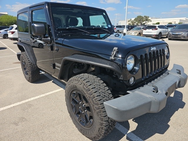 Thumbnail: 2016 Jeep Wrangler - 7