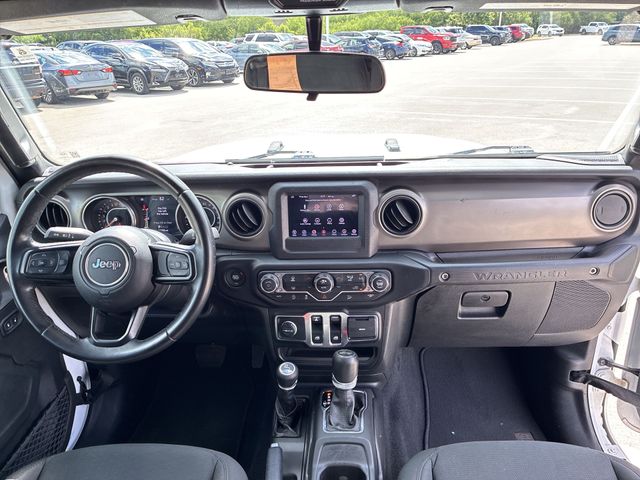 Thumbnail: 2020 Jeep Wrangler - 9