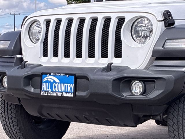 Thumbnail: 2020 Jeep Wrangler - 25