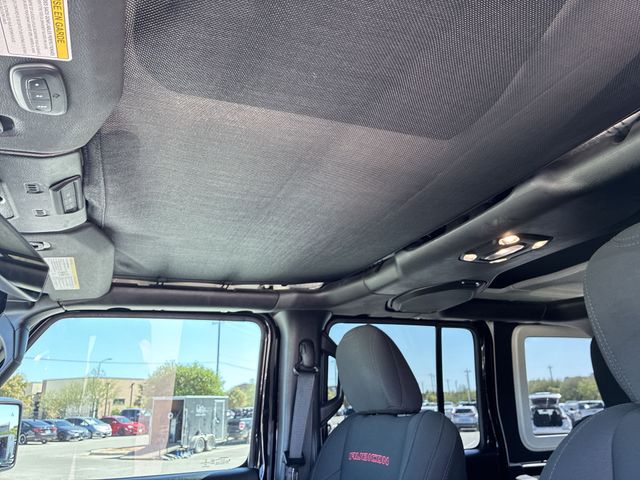 Thumbnail: 2021 Jeep Wrangler - 29