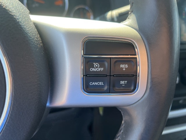 Thumbnail: 2015 Jeep Compass - 19