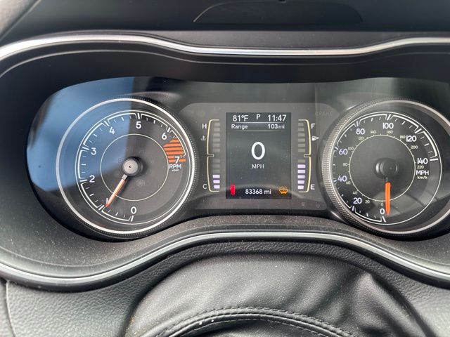 Thumbnail: 2019 Jeep Cherokee - 12