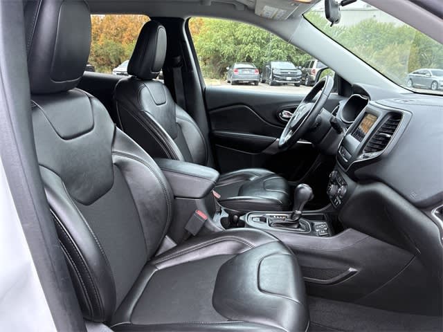 Thumbnail: 2020 Jeep Cherokee - 30