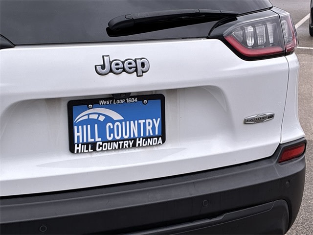 Thumbnail: 2020 Jeep Cherokee - 7