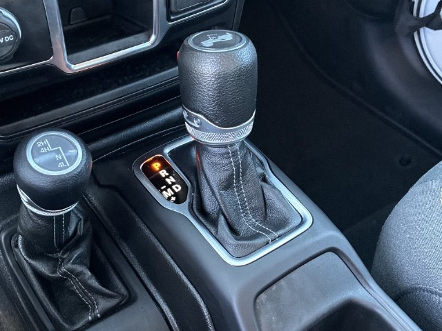 Thumbnail: 2024 Jeep Wrangler - 16